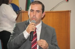 Ex-prefeito Rogério confirma sua pré-candidato à prefeitura de Figueirão