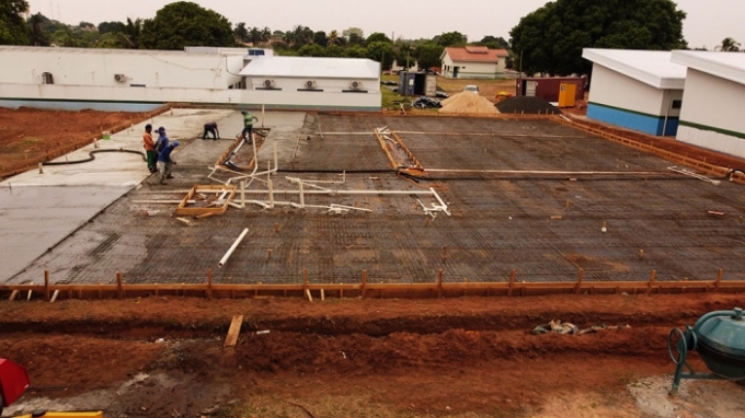 Está em andamento a construção do novo prédio da Prefeitura de Alcinópolis.