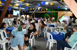 Figueirão escreve um novo capítulo na educação com homenagem histórica aos professores