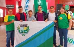 Atletas de Alcinópolis viajaram para capital Campo Grande.