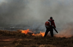 Atenção redobrada nesses dias secos e de temperatura alta no município de Alcinópolis.