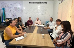 Prefeito Juvenal e secretário de Educação reuniram com a coordenadora do Aprende Brasil
