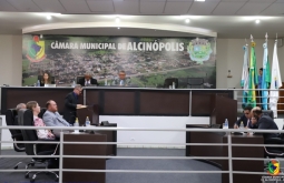 Sessão Ordinária reúne vereadores para votação de Projetos e apresentação de Indicações