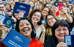 Professores já podem solicitar a Carteira Nacional do Docente; veja o passo a passo