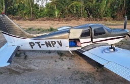 Avião com meia tonelada de drogas é apreendido em pista clandestina