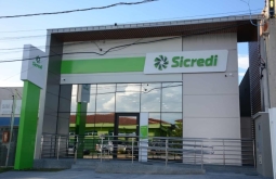 Sicredi alcança R$ 100 bilhões na carteira de crédito PJ