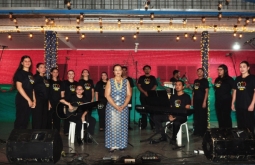 Coral da UCDB se apresenta pela primeira vez em Alcinópolis e emociona público na Cantata de Natal