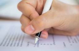 Dois cursos de Medicina de MS recebem nota insatisfatória no Enamed e podem sofrer restrições pel