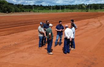 Prefeitura de Figueirão assina ordem de serviço para construção de 20 casas populares