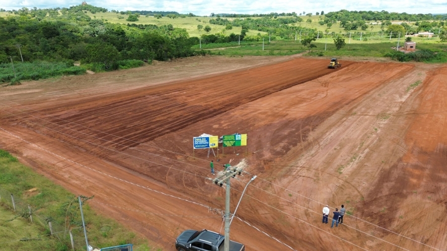 Prefeitura de Figueirão assina ordem de serviço para construção de 20 casas populares