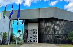 MP pede suspensão de verba que quase dobra salário de vereadores em Alto Taquari MT