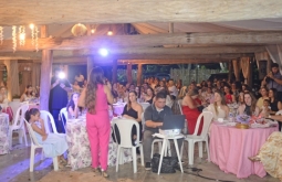 Mara Caseiro destaca protagonismo feminino em evento de Alcinópolis e reforça incentivo às mulher