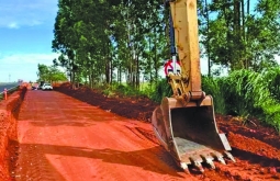 Trecho da MS-306 passa por ampliação para melhorar circulação de veículos