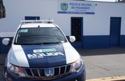 Homem é preso por ameaça e violação de domicílio em caso de violência doméstica em Figueirão