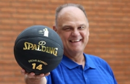 Jogador de basquete Oscar Schmidt morre aos 68 anos em São Paulo