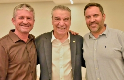 Prefeito Weliton Guimarães participa do lançamento do Programa “Em Conta”, que pode garantir a