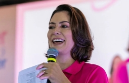 Michelle Bolsonaro deixa presidência do PL Mulher e se queixa de ataques