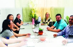Assistência Social fortalece rede de proteção com reunião sobre o programa Família Acolhedora e