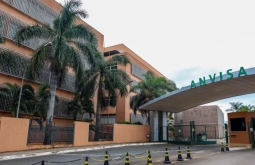 Anvisa proíbe fabricação e venda de 12 produtos de limpeza