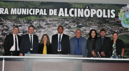 Posse da nova mesa diretora do Legislativo de Alcinópolis.