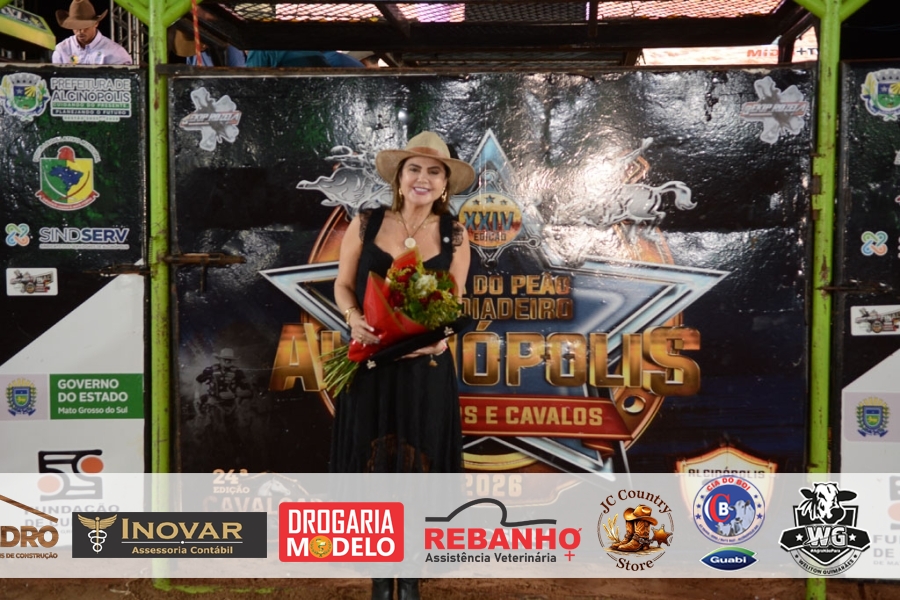 Deputada Mara Caseiro recebe Titulo Cidadã Alcinopolense